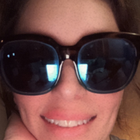 Women’s polarized Costas MAKE ANY OFFER - Picture 7 of 11